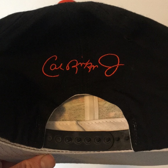 Cal Ripken jr. 2131 Hat - Picture 5 of 6